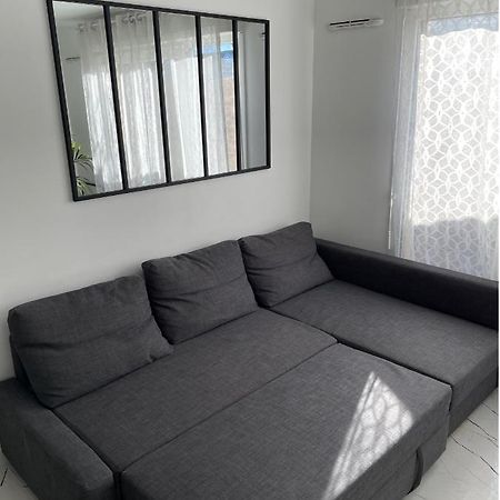 Grand F3 A 30Mn De Paris - Terrasse + Parking Prive Apartment Сент-Уан-л'Омон Екстериор снимка