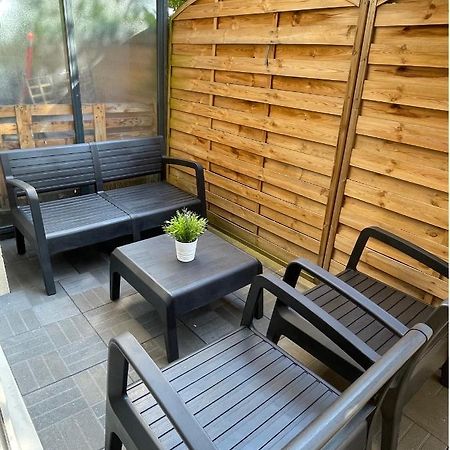 Grand F3 A 30Mn De Paris - Terrasse + Parking Prive Apartment Сент-Уан-л'Омон Екстериор снимка